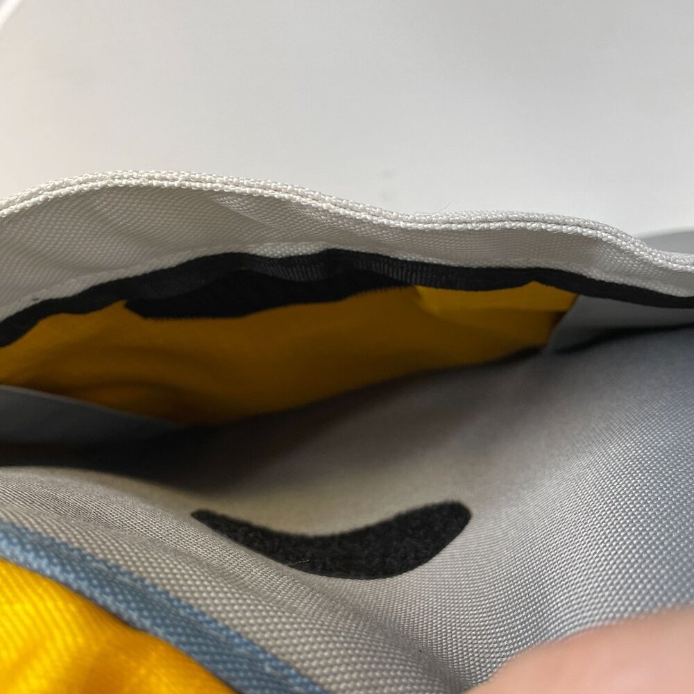 Outdoor Products Unisex Messenger Bag NWT Padded Back To School College Courier - Picture 5 of 16